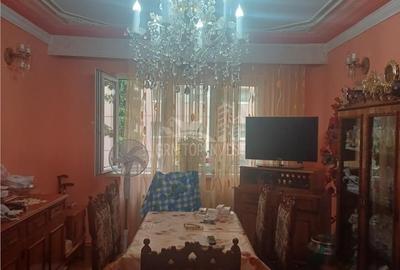 Apartament cu 4 camere decomandat în Vasile Aaron
