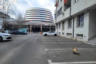 Apartament cu 2 camere decomandat în Păcii