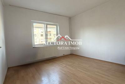 Apartament cu 3 camere în Decebal