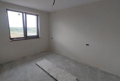 Casă cu 4 camere în Bariera Vâlcii