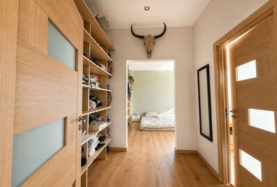 Apartament cu 3 camere semidecomandat, mobilat în Palazu Mare - 8