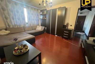 Apartament cu 3 camere semidecomandat în Dristor