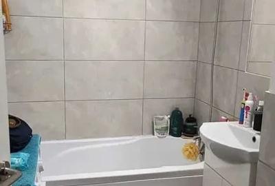 Garsonieră decomandată în Drumul Taberei