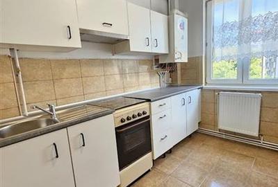 Apartament cu 2 camere decomandat, mobilat în 7 Noiembrie