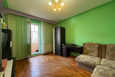 Apartament cu 2 camere decomandat în 23 August