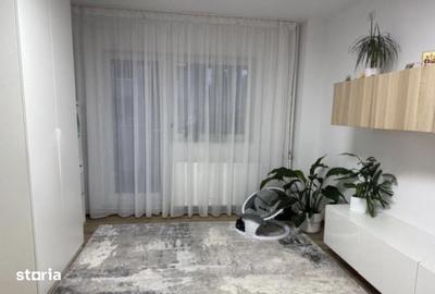 Apartament cu 2 camere decomandat în Crângași