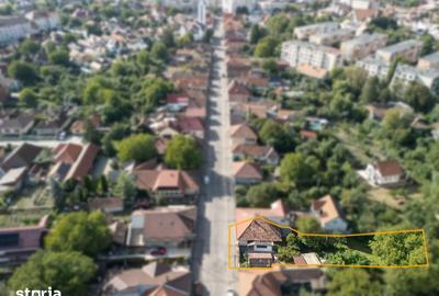 Casă cu 2 camere cu Teren 625 Mp în Central
