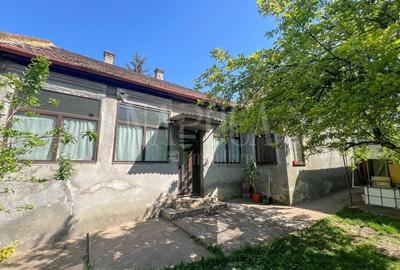 Casă individuală cu 3 camere cu Teren 601 Mp în Gruia - 1