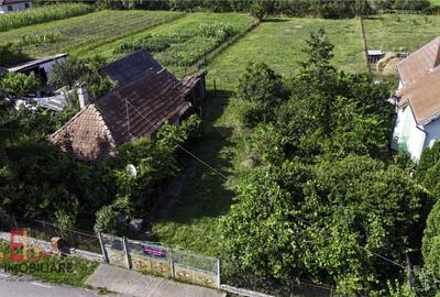 Casă individuală cu 2 camere cu Teren 1962 Mp în Ernei