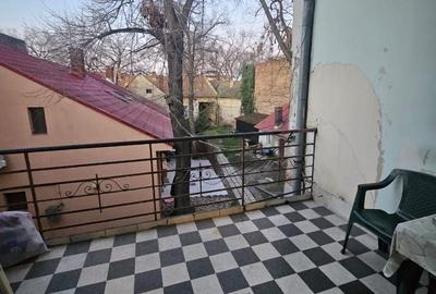 Apartament cu 3 camere decomandat în Orașul Nou