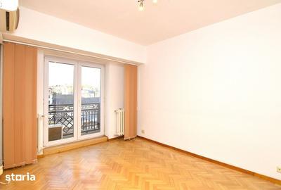 Apartament cu 4 camere decomandat în Centrul Istoric - 11