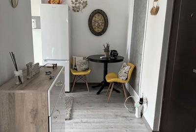 Apartament cu 2 camere decomandat în Micro 19 - 7