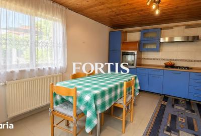 Casă cu 5 camere cu Teren 700 Mp în Central - 8