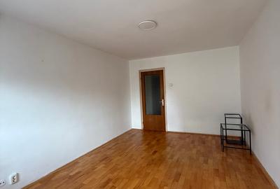 Apartament cu 3 camere semidecomandat în Drumul Taberei - 4
