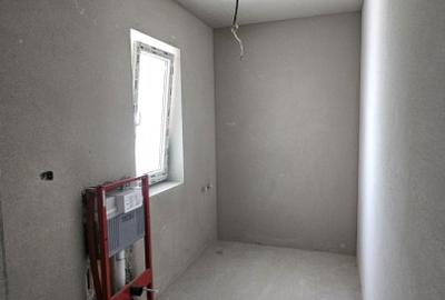 Duplex cu 5 camere cu Canalizare în Central - 6