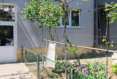 Apartament cu 2 camere decomandat în Rovinari