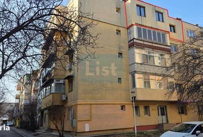 Apartament cu 4 camere decomandat în Central