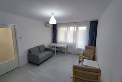 Apartament cu 2 camere semidecomandat, mobilat în Brâncoveanu