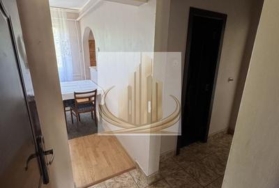 Apartament cu 3 camere semidecomandat, mobilat în Circumvalațiunii - 8