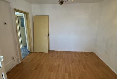 Apartament cu 2 camere decomandat în Malu Roșu - 11