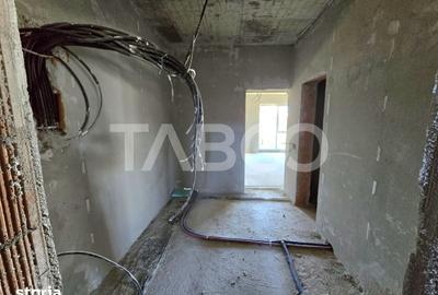 Apartament cu 4 camere decomandat în Central - 2