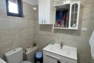 Apartament cu 2 camere decomandat în Miroslava