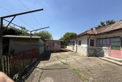 Casă cu 4 camere în Pietroșani - 3