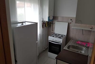 Garsonieră decomandată în Exterior Vest