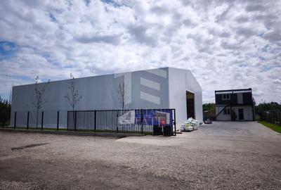 Spațiu industrial, de 350 mp, în Central