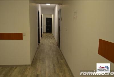Apartament cu 3 camere decomandat în Tudor