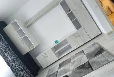 Apartament cu 2 camere decomandat în Ozana