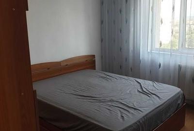 Apartament cu 2 camere decomandat în Vest