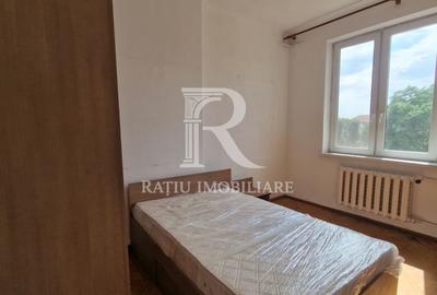 Apartament cu 3 camere decomandat în Rogerius