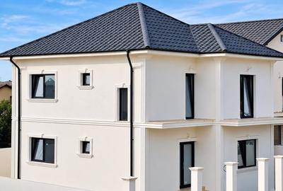 Casă cu 6 camere cu Teren 200 Mp în Lumina