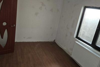 Casă cu 3 camere în Dofteana - 2