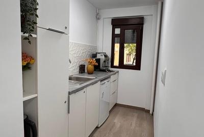Apartament cu 2 camere decomandat în Dorobanți