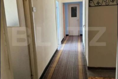 Apartament cu 3 camere în Central - 1