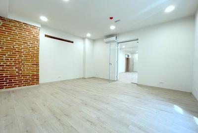 Birou, de 87 mp, în Ultracentral - 3