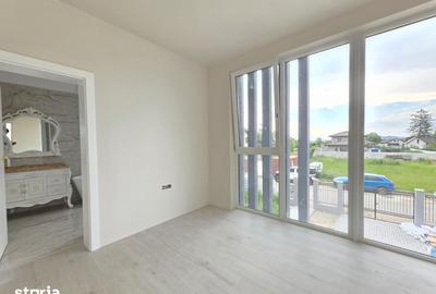 Casă cu 4 camere cu Teren 500 Mp în Stupini