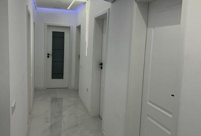 Apartament cu 4 camere decomandat în Berceni