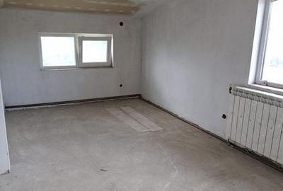 Casă cu 5 camere cu Teren 400 Mp în Bucium - 6
