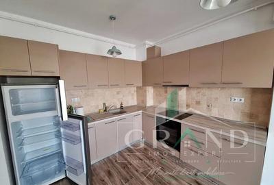 Apartament cu 2 camere semidecomandat, mobilat în Borhanci