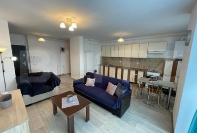 Apartament cu 2 camere semidecomandat în Central
