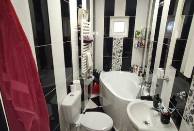 Apartament cu 2 camere decomandat în Central - 1