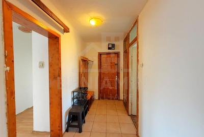 Apartament cu 4 camere decomandat în Central - 8