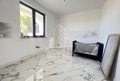 Casă cu 5 camere în Ghiroda - 8