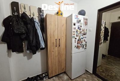 Garsonieră decomandată în Tomești - 7