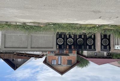 Casă cu 3 camere cu Teren 300 Mp în Central - 9