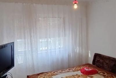 Apartament cu 2 camere decomandat în Barieră - 1