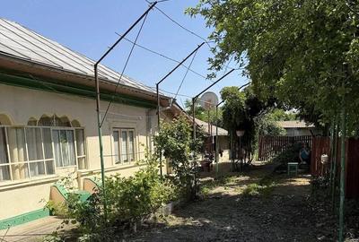 Casă cu 4 camere cu Teren 200 Mp în Tomis I